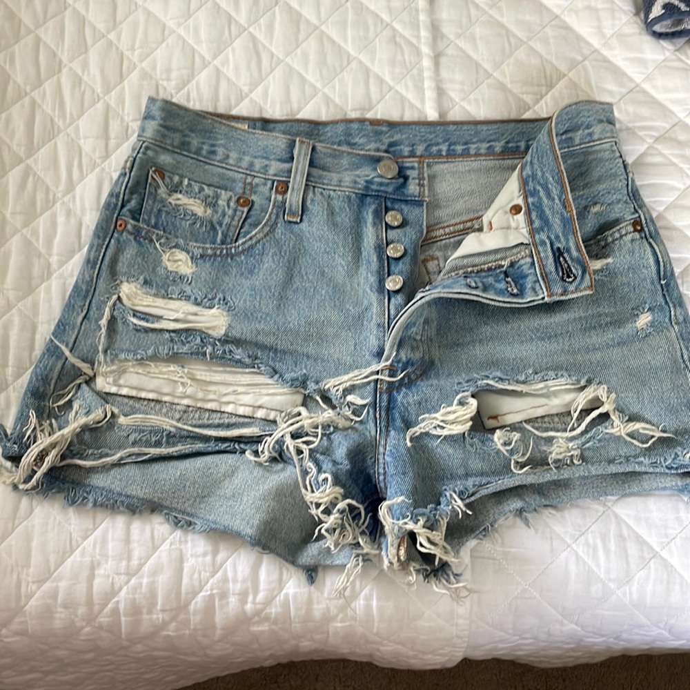 Levi’s 501 denim button up shorts